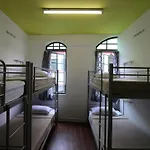 Footprints Hostel, Singapore